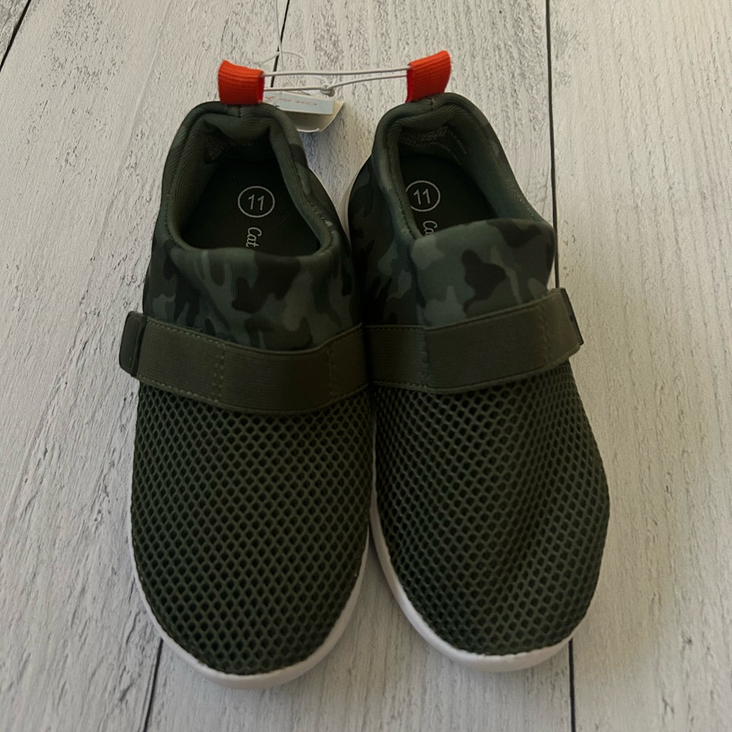 Nwt Cat & Jack Camo Austen Water Shoes 11